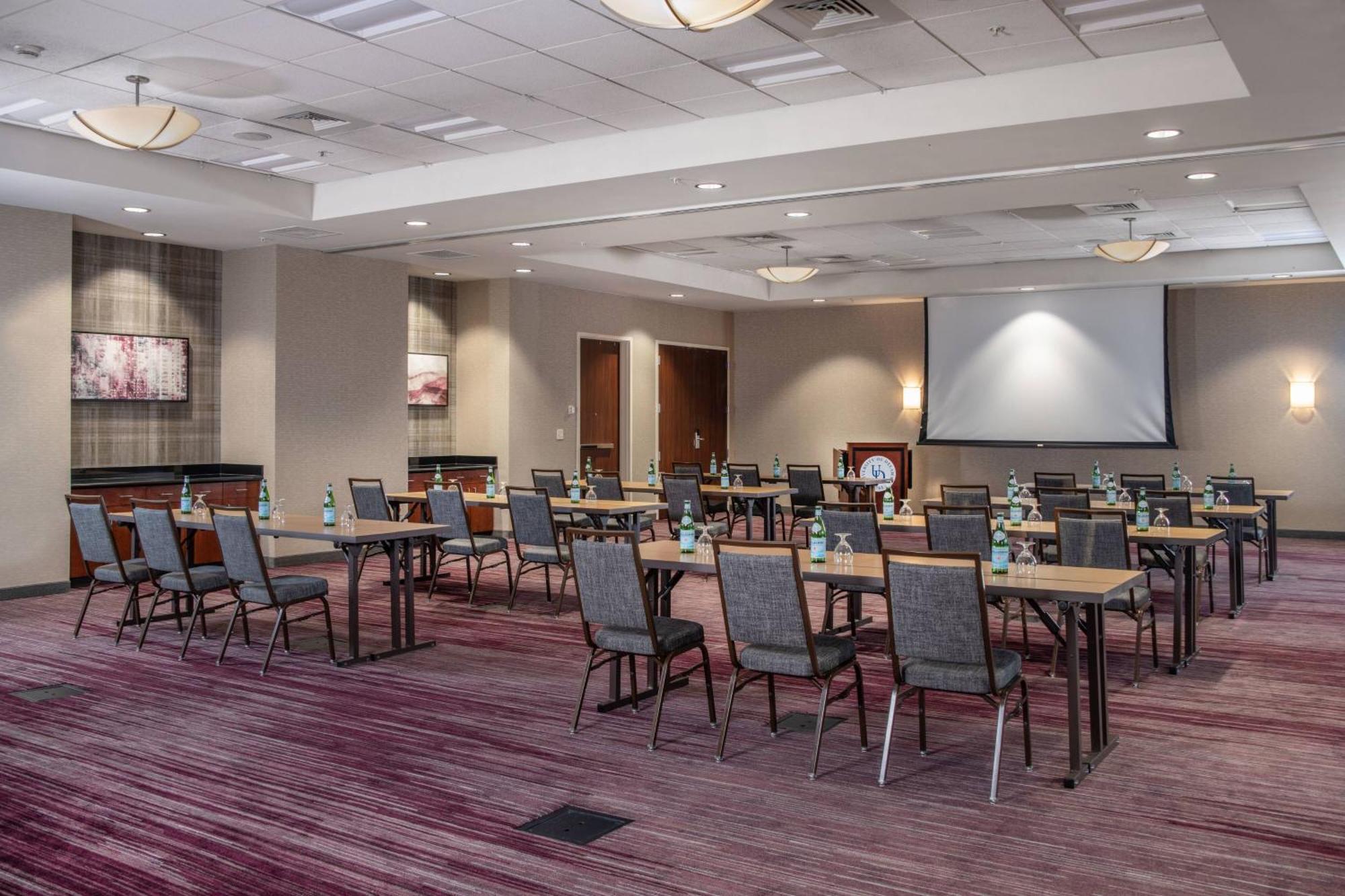 Courtyard By Marriott Newark-University Of Delaware Εξωτερικό φωτογραφία