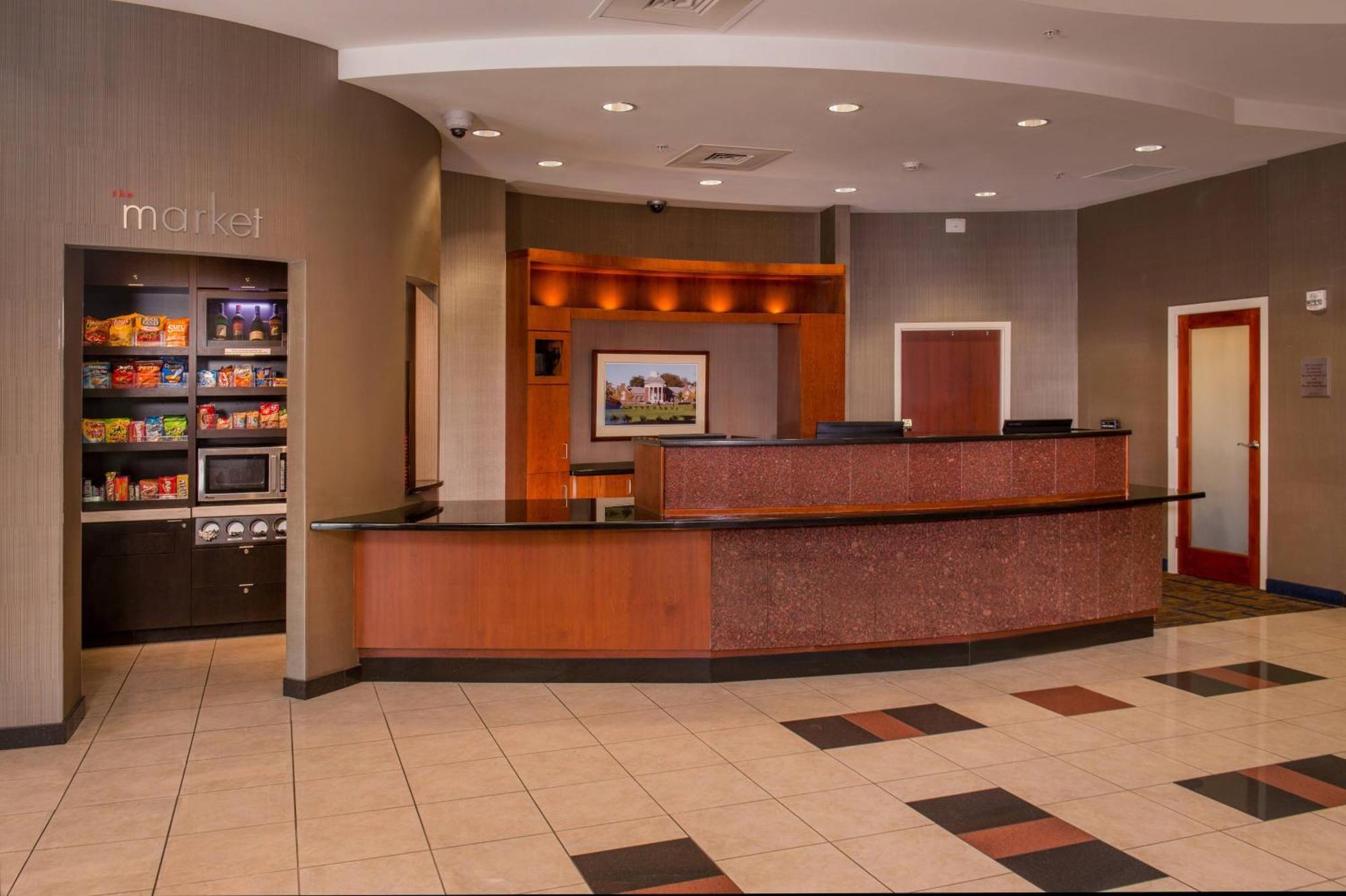 Courtyard By Marriott Newark-University Of Delaware Εξωτερικό φωτογραφία